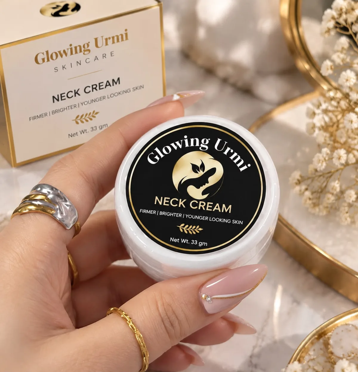 Glowing Urmi Neck Cream